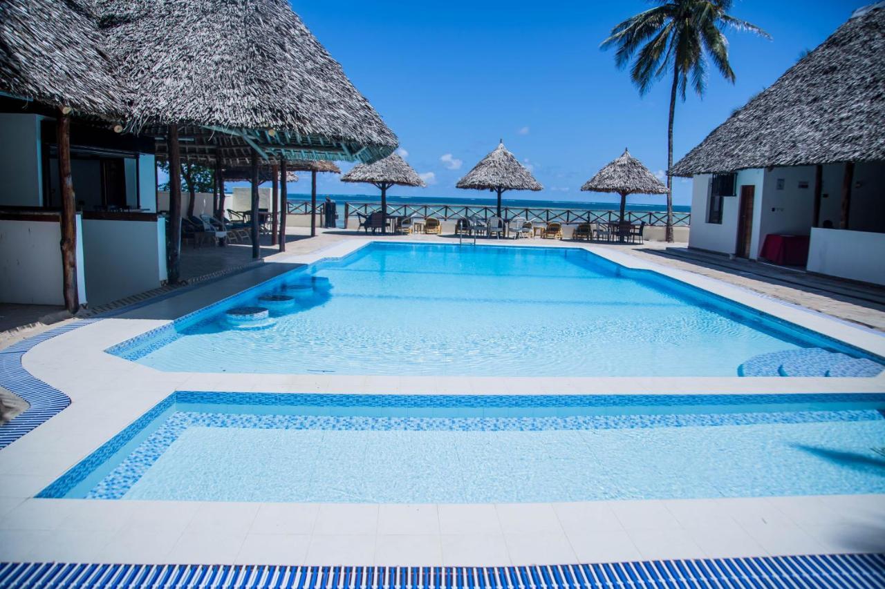 Sheratton Beach Villagio Mombasa Exterior photo