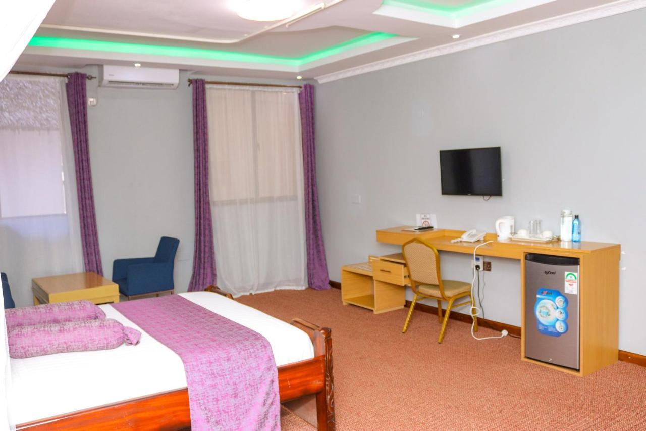 Sheratton Beach Villagio Mombasa Exterior photo